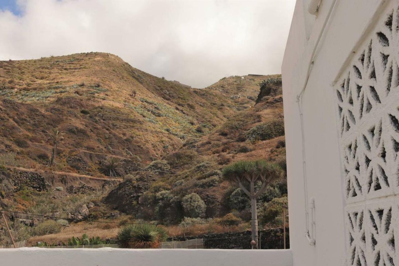 Oasis Atlantico: Rincon Secreto Al Pie De Los Senderos Azano Dış mekan fotoğraf